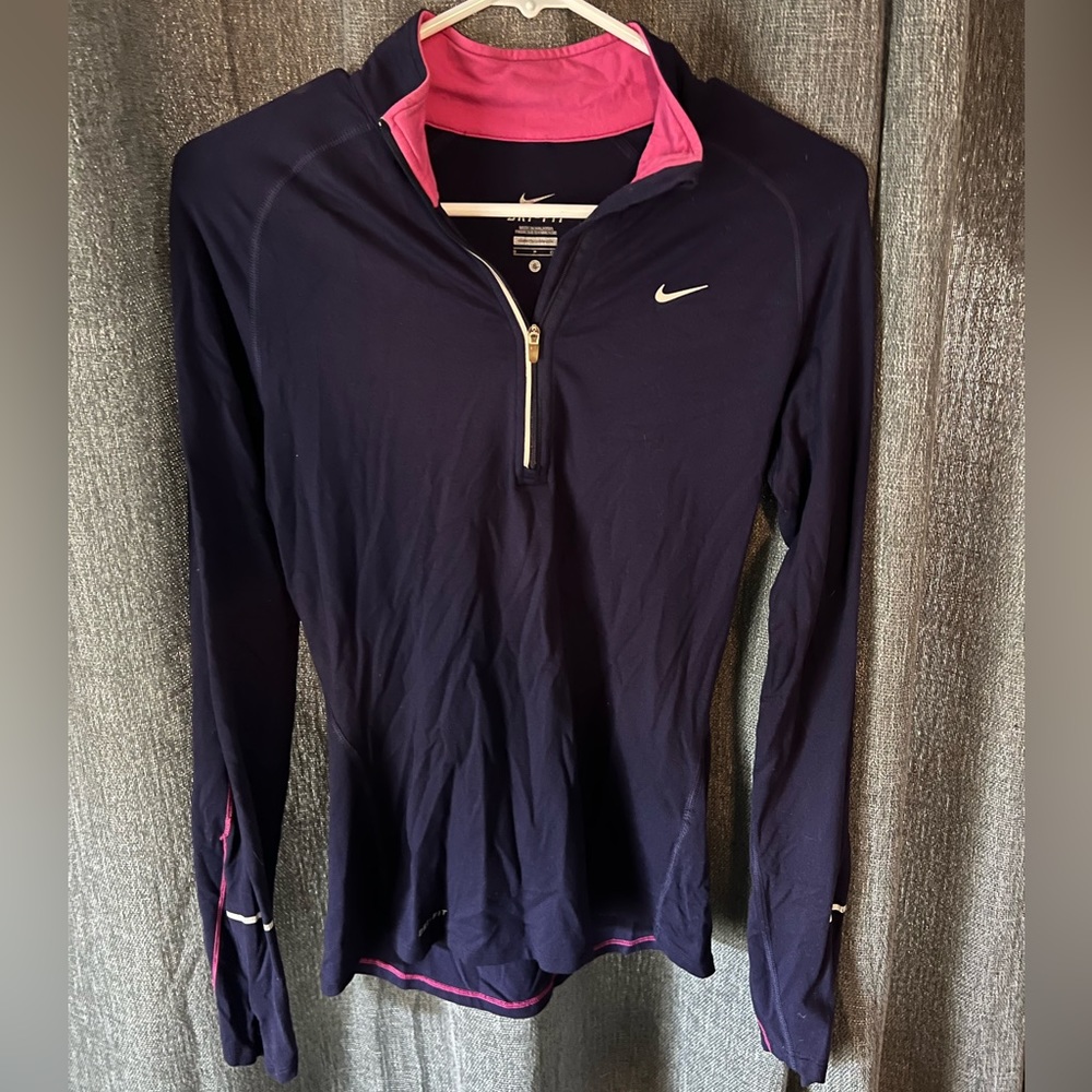 Nike Dri-Fit long sleeved top-S
